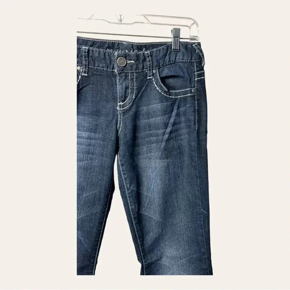 0847. MAURICES DENIM JEANS‎ SIZE 3/4 REGULAR DARK WASH IN COLOR - Picture 2 of 9